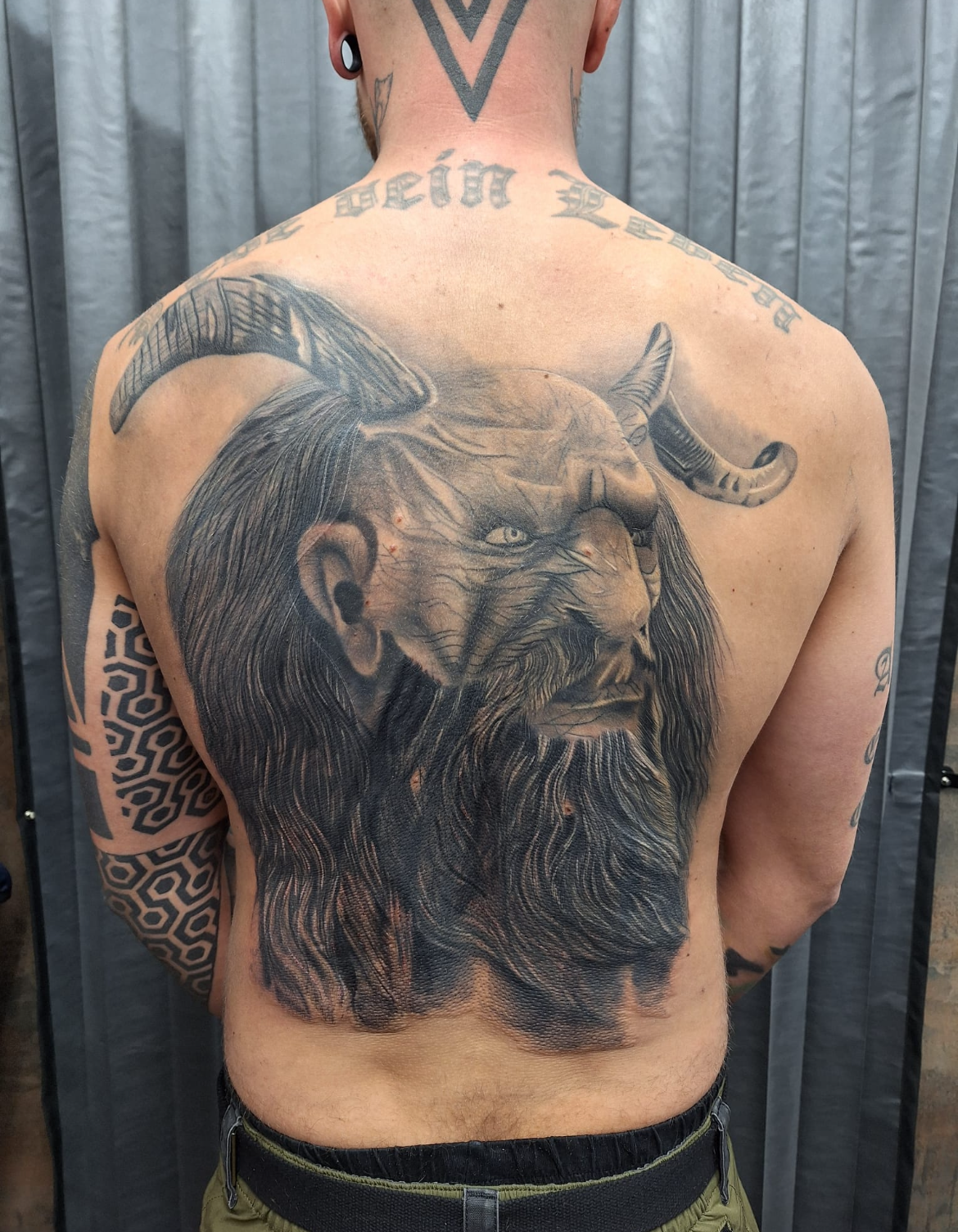 Portrait Tattoo von Tibor
